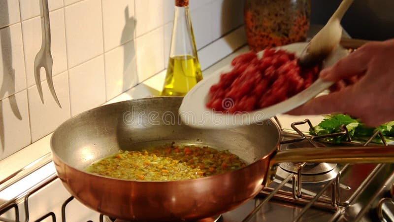 Laga mat bolognese köttsås