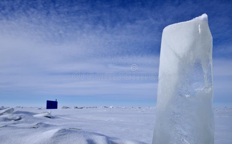 Lago congelato paesaggio winter fotografia stock Lago congelato paesaggio winter fotografia stock