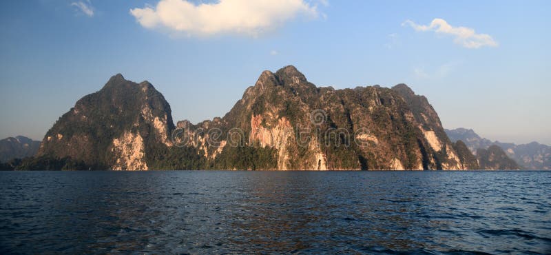 Lago Khao Sok