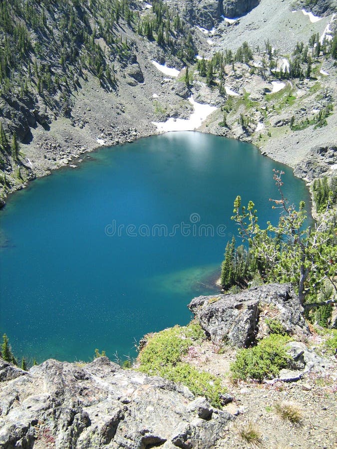 Lago mirror foto de archivo libre de regalías Lago mirror foto de archivo libre de regalías