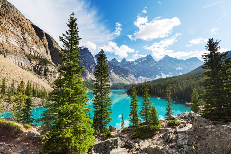 Lago moraine imagens de stock royalty free Lago moraine imagens de stock royalty free
