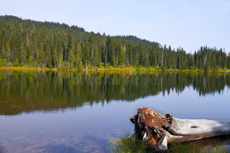 Lago Mowich in Washington State fotografia stock Lago Mowich in Washington State fotografia stock