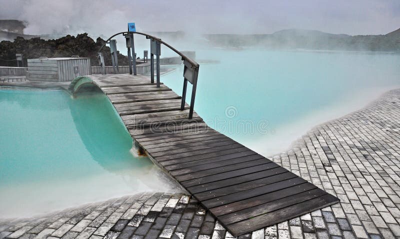 Laguna azul en Islandia fotografía de archivo libre de regalías Laguna azul en Islandia fotografía de archivo libre de regalías