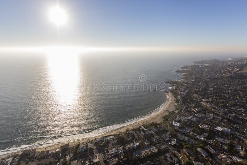 Laguna Beach Popołudniowy słońce i Nabrzeżna mgła zdjęcia royalty free Laguna Beach Popołudniowy słońce i Nabrzeżna mgła zdjęcia royalty free