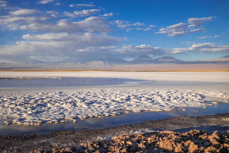 Laguna Tebinquinche τοπίο σε SAN Pedro de Atacama, Χιλή στοκ εικόνες Laguna Tebinquinche τοπίο σε SAN Pedro de Atacama, Χιλή στοκ εικόνες