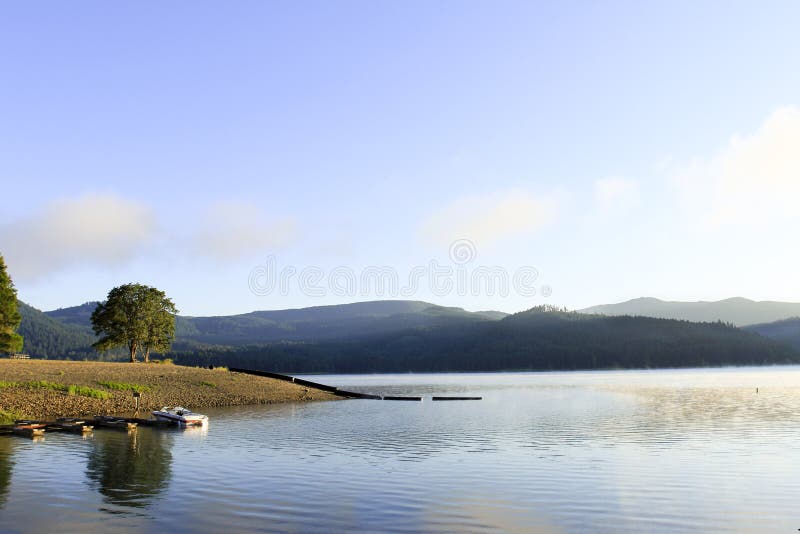 Lake Dorena, Oregon Picture. Image 92130719