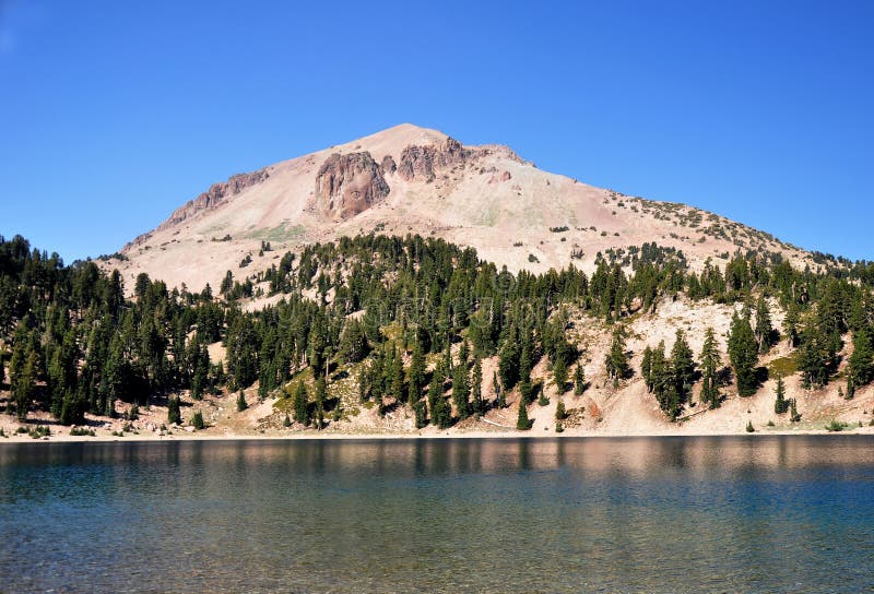 Lake Helen Lassen Park California Stock Image Image of pots, bumpass