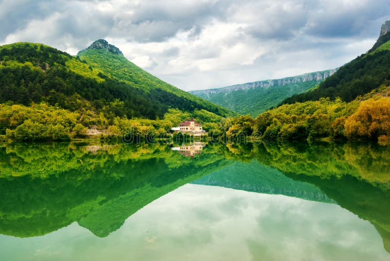 Lake in mountain.