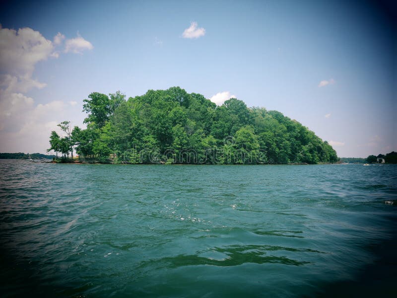 Lake Norman Island stock photo. Image of scenery, scenic 41139312