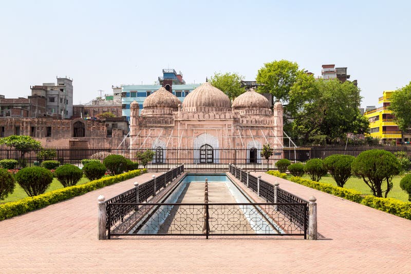 Lalbagh-Fort ist eine unvollständige Mughal-Festung in Dhaka stockbild Lalbagh-Fort ist eine unvollständige Mughal-Festung in Dhaka stockbild