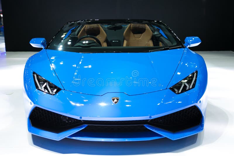 Lamborghini na exposição na exposição automóvel do International de Banguecoque foto de stock royalty free Lamborghini na exposição na exposição automóvel do International de Banguecoque foto de stock royalty free