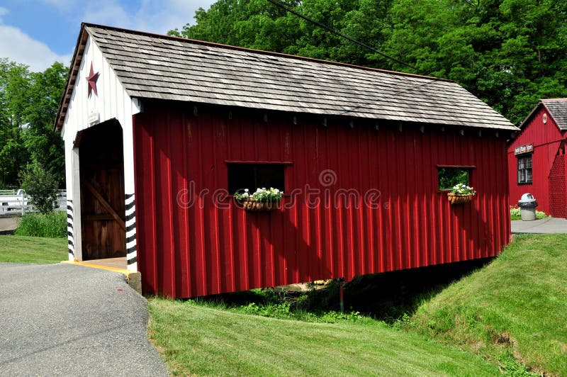 Lancaster, PA: Amish Village Covered Bridge
