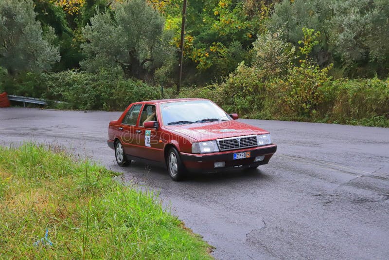 Lancia Thema 832 1987 Redactionele Foto Image Of Wijnoogst 187008246