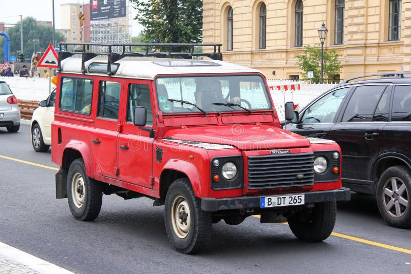 Defender 240