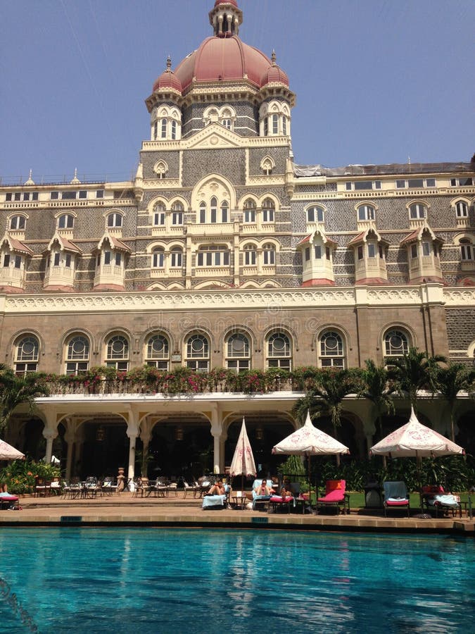 palace tourist hotel