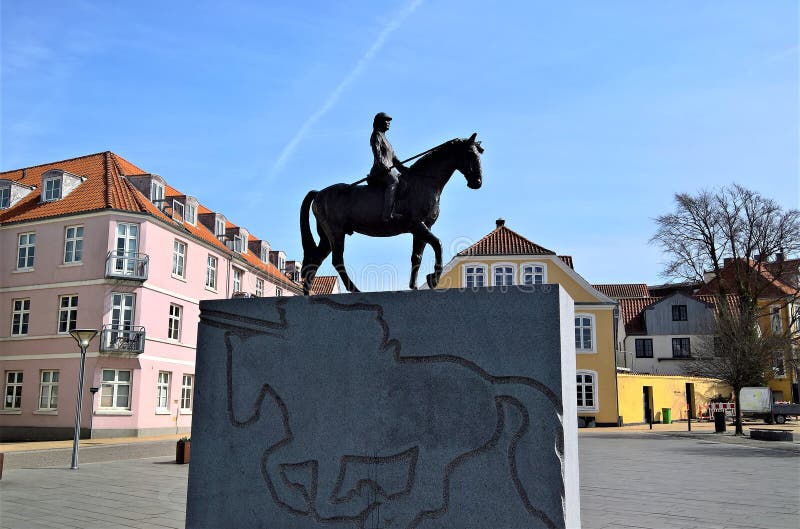 Landmark, Statue, Monument, Horse Picture. Image 114712408