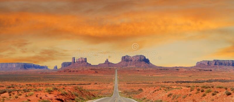 Landscape approaching Monument Valley in Utah stock photo