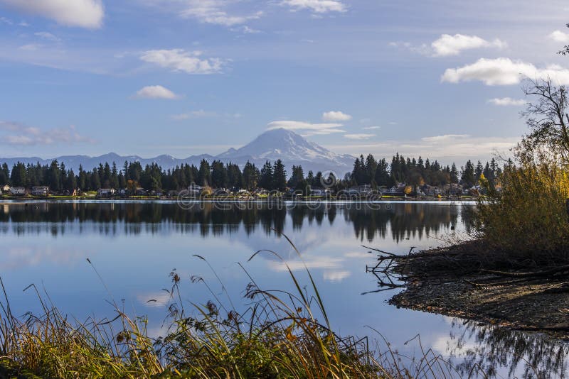 Landscapes of Lake Tapps park in Spring royalty free stock photography