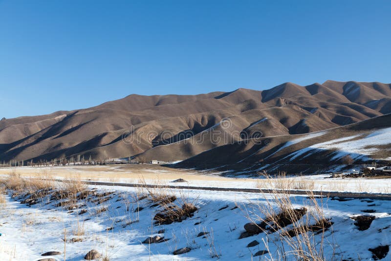 Landschaft der Berge, Straßen lizenzfreie stockfotografie