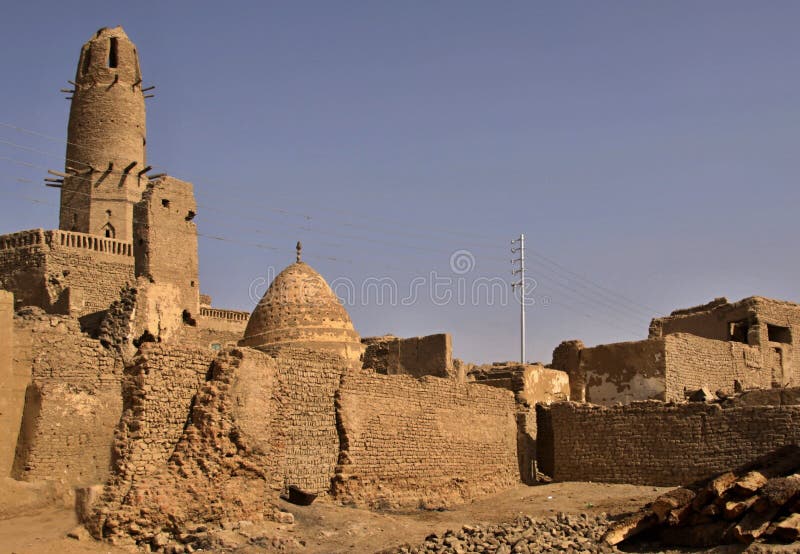 Landschaft des Als-Qasr in der Dakhla-Oase in Ägypten stockfoto Landschaft des Als-Qasr in der Dakhla-Oase in Ägypten stockfoto