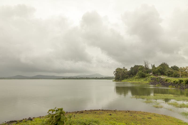 Landschap van de bergketens van Westelijke Ghats bij staat van Maharashtra dichtbij wakandadam in India stock foto Landschap van de bergketens van Westelijke Ghats bij staat van Maharashtra dichtbij wakandadam in India stock foto