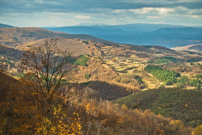 Landschapsgezichtspunt van Svrljiske-bergen stock afbeelding Landschapsgezichtspunt van Svrljiske-bergen stock afbeelding