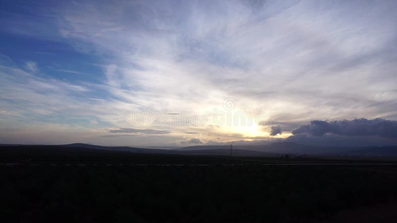 Landskap av himlen någonstans i Spanien