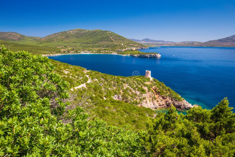 Landskap nära Neptungrottagrottan Grotta di Nettuno i Alghero, Sardinia royaltyfri bild Landskap nära Neptungrottagrottan Grotta di Nettuno i Alghero, Sardinia royaltyfri bild