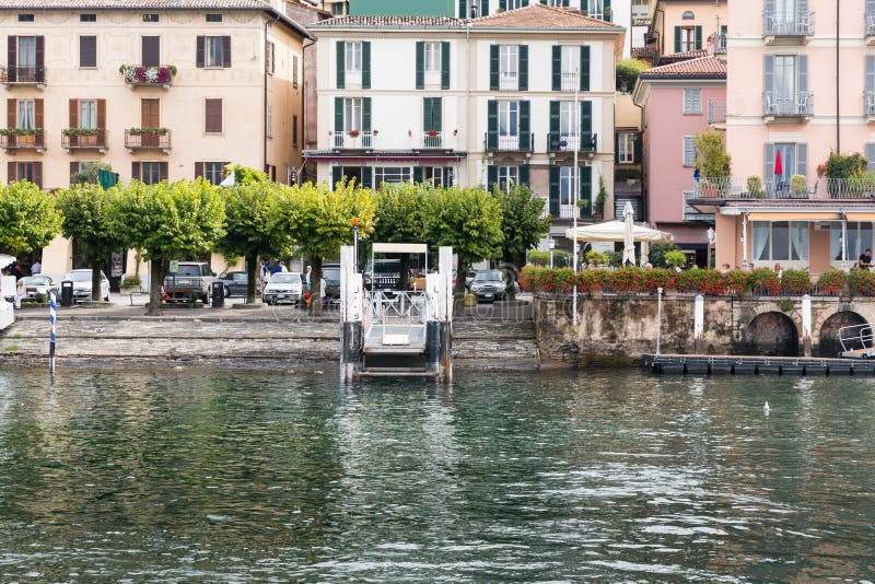 Landungsanlegestelle in Bellagio auf See Como stockfotos Landungsanlegestelle in Bellagio auf See Como stockfotos
