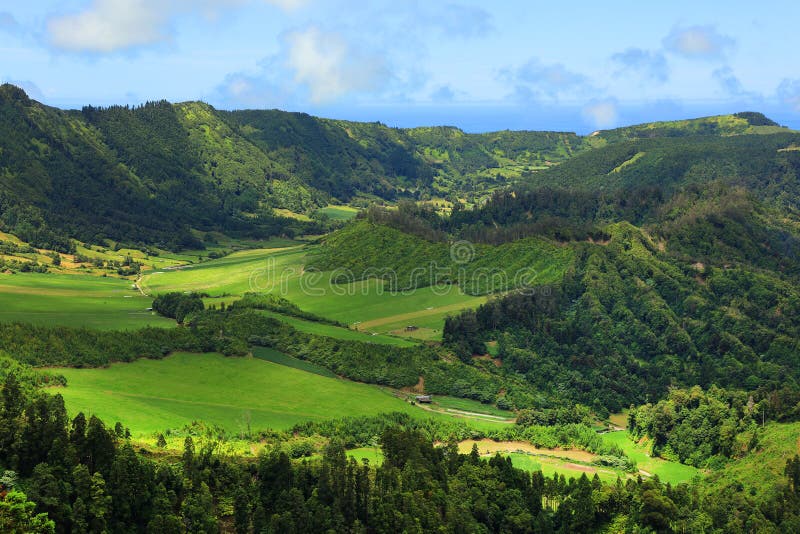 Lanscape von Sete Citades im Sao Miguel Island stockfoto Lanscape von Sete Citades im Sao Miguel Island stockfoto