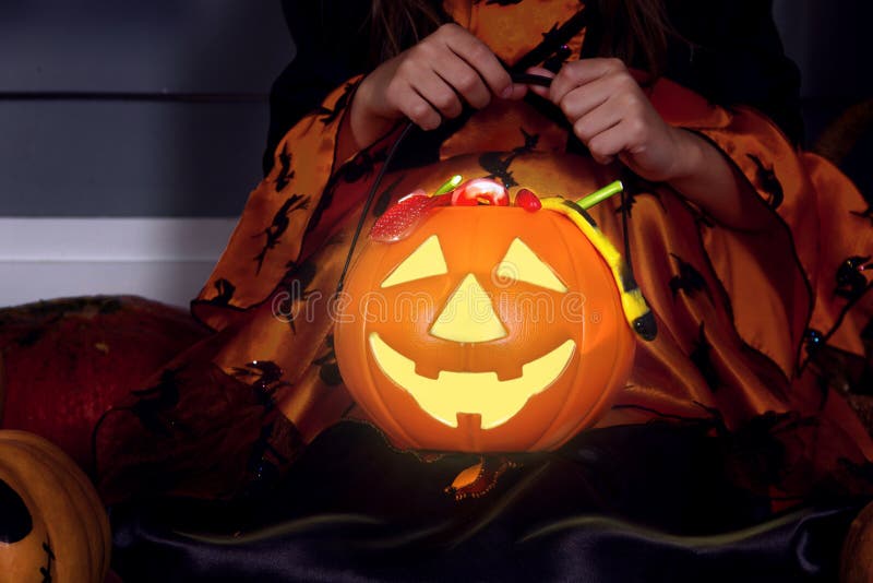 Lanterna del canestro della zucca di Jack Halloween fotografia stock Lanterna del canestro della zucca di Jack Halloween fotografia stock