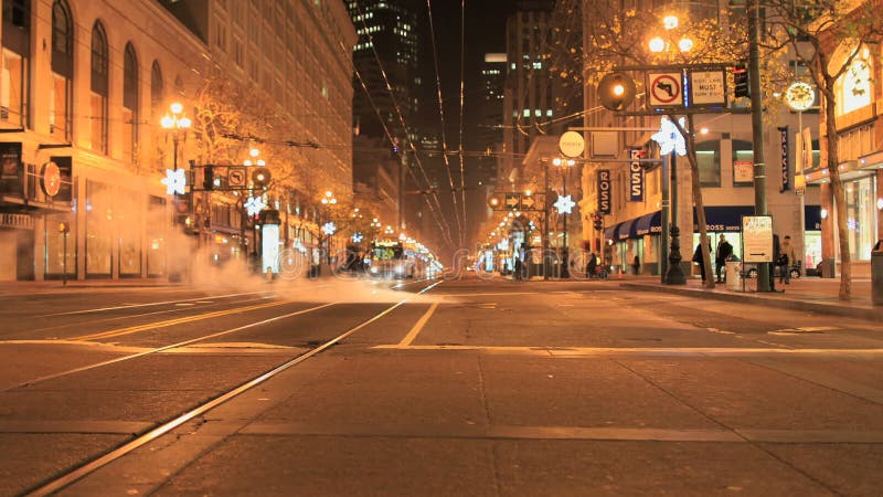 Lapso de tiempo San Francisco City Streets en la noche - clip 1