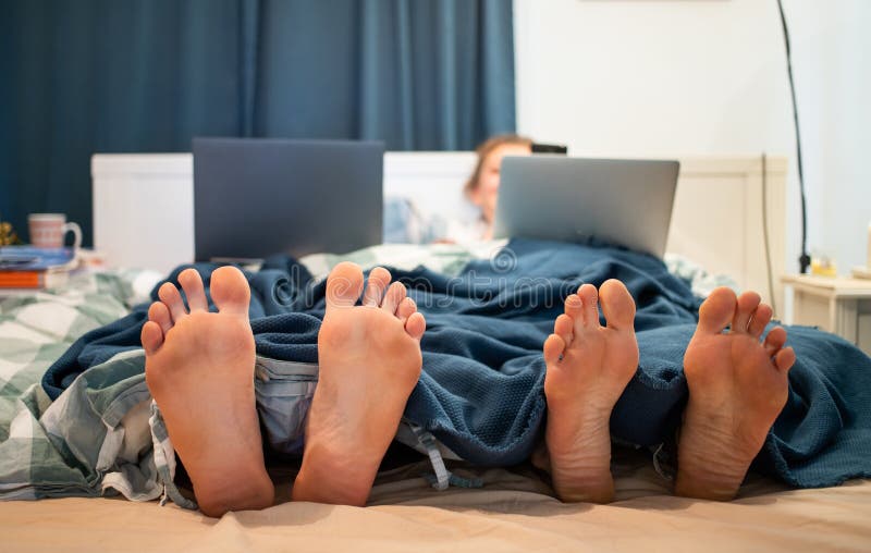 Laptop Couple Woman Bed Home Man Bedroom Relationship Together