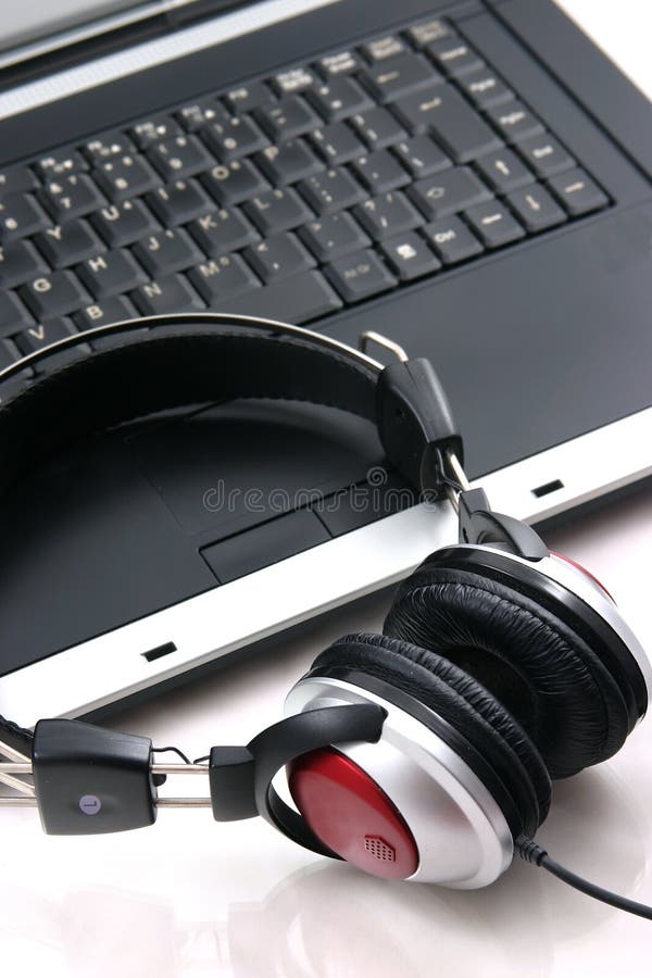 Laptop, headphones