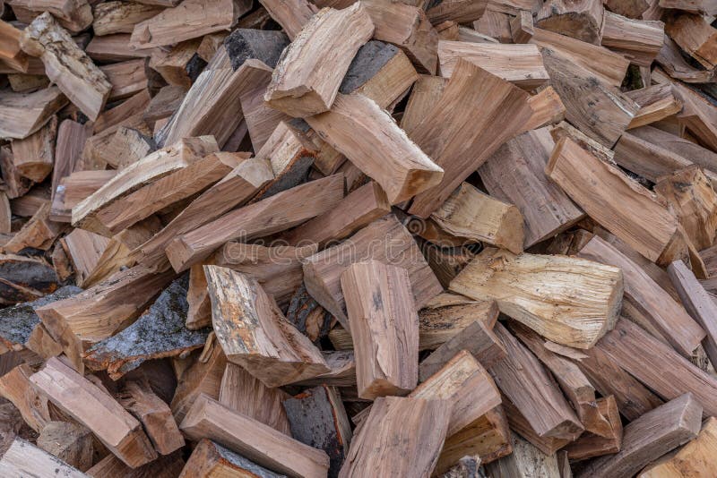 Large amount of firewood in a heap royalty free stock photography Large amount of firewood in a heap royalty free stock photography