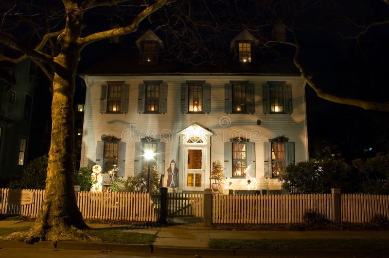 Large house at Christmas royalty free stock photos Large house at Christmas royalty free stock photos