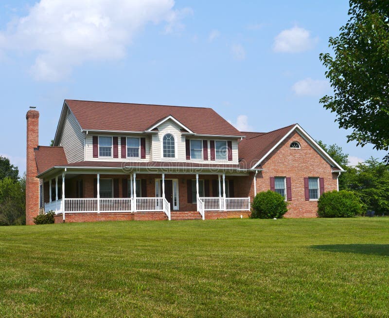 Large house and yard royalty free stock photography Large house and yard royalty free stock photography