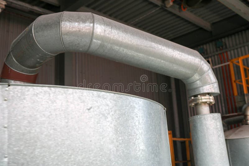 Mineral Wool vs. Fiberglass in Pipe and Tank Wrap