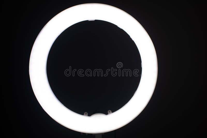 Led Ring Light 14 Inch & For Live Streaming/makeup/youtube Video, Led  Camera Ring Light For Youtube at Rs 1199/piece | LED Ring Light in New  Delhi | ID: 25608259188