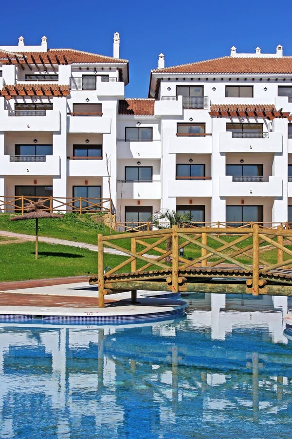 Large, new apartments on spanish urbanisation