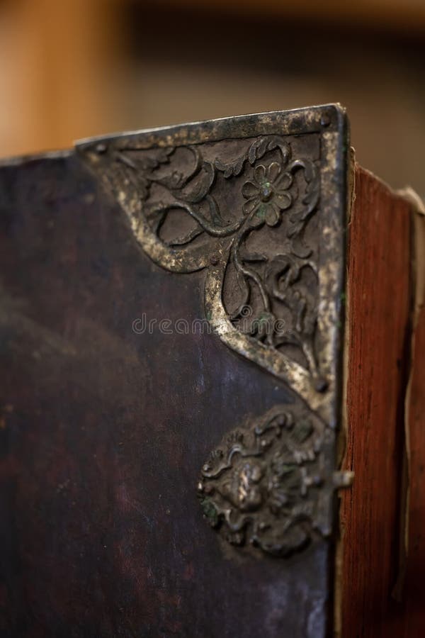 1,200+ Metal Book Corners Stock Photos, Pictures & Royalty-Free Images -  iStock