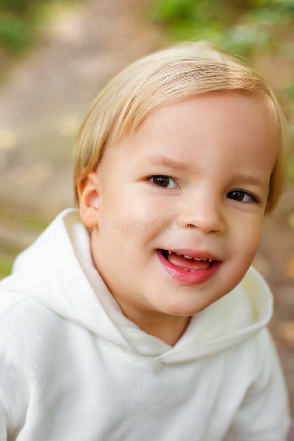 beautiful babies green eyes