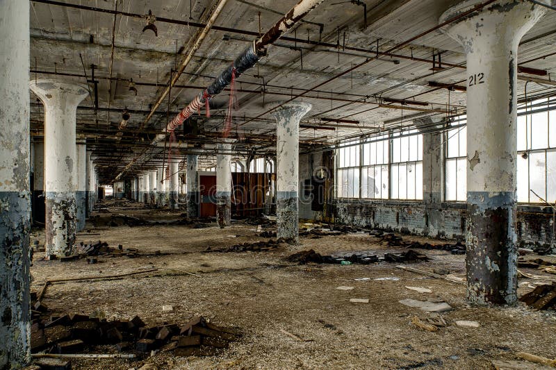 Large Windows & Columns - Abandoned National Acme Factory - Cleveland, Ohio royalty free stock image Large Windows & Columns - Abandoned National Acme Factory - Cleveland, Ohio royalty free stock image