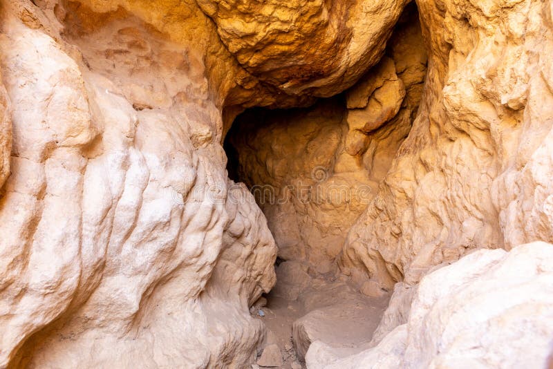 Perth Blackborough alivio Repulsión Las Cuevas Wadi En El Valle De Las Cuevas En Mleiha Centro Arqueológico Al  Faya Montañas Sharjah. Imagen de archivo - Imagen de explorar, emiratos:  220176031