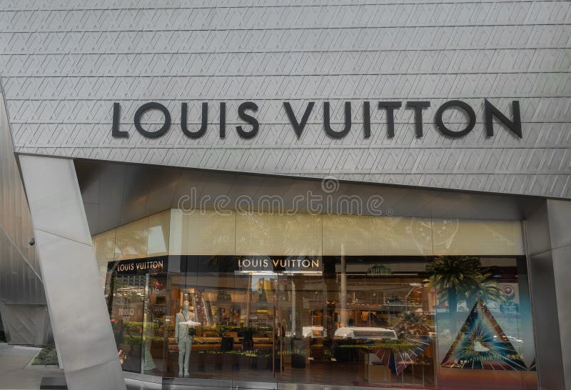 Louis Vuitton Las Vegas editorial photography. Image of retail - 19277952