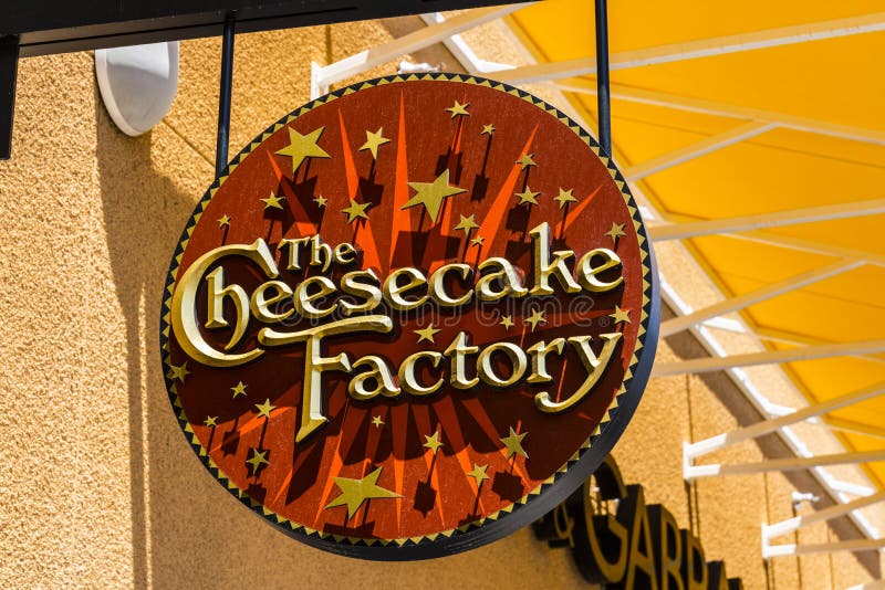 Las Vegas - cerca do julho de 2017: O lugar ocasional II do restaurante da fábrica do bolo de queijo