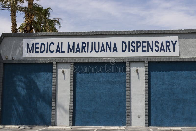 Las Vegas - circa im Juli 2017: Medizinische Marihuana-Apotheke Seit 2017 ist entspannender Topf in Nevada VII legal lizenzfreie stockfotos Las Vegas - circa im Juli 2017: Medizinische Marihuana-Apotheke Seit 2017 ist entspannender Topf in Nevada VII legal lizenzfreie stockfotos