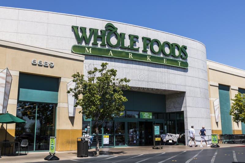 Las Vegas - circa julio de 2017: Mercado de Whole Foods El Amazonas anunció un acuerdo de comprar Whole Foods para $13 7 mil mill