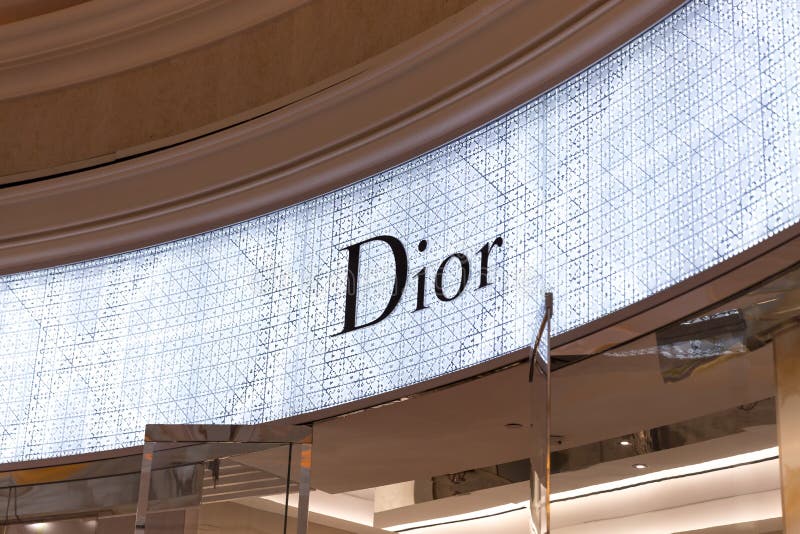 dior perfume logo