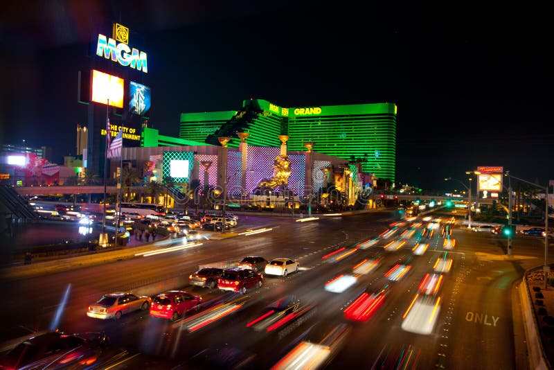 Las Vegas street cars in motion